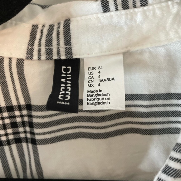 Size 4 White and Grey Long Sleeve plaid shirt from H&M - Picture 3 of 4